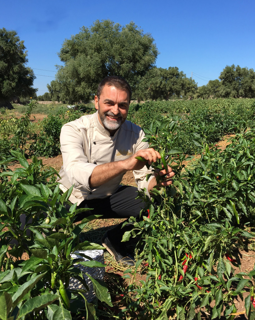 Lo Chef del ristorante Masseria Le Carrube